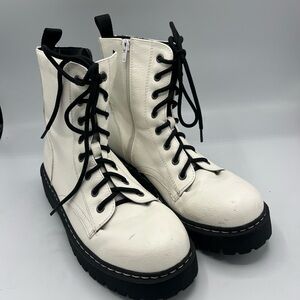 Womens Union Bay White Combat Boots Zip Up Sz 8.5